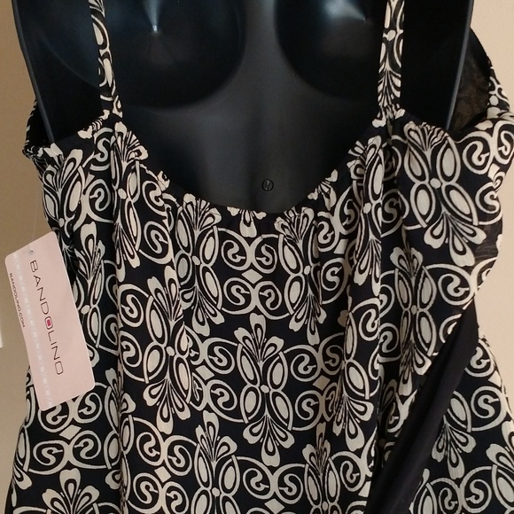 Top - Picture 2 of 2